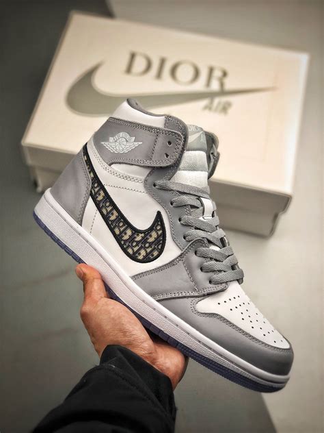 dior shoes men jordan|Buy Dior x Air Jordan 1 High .